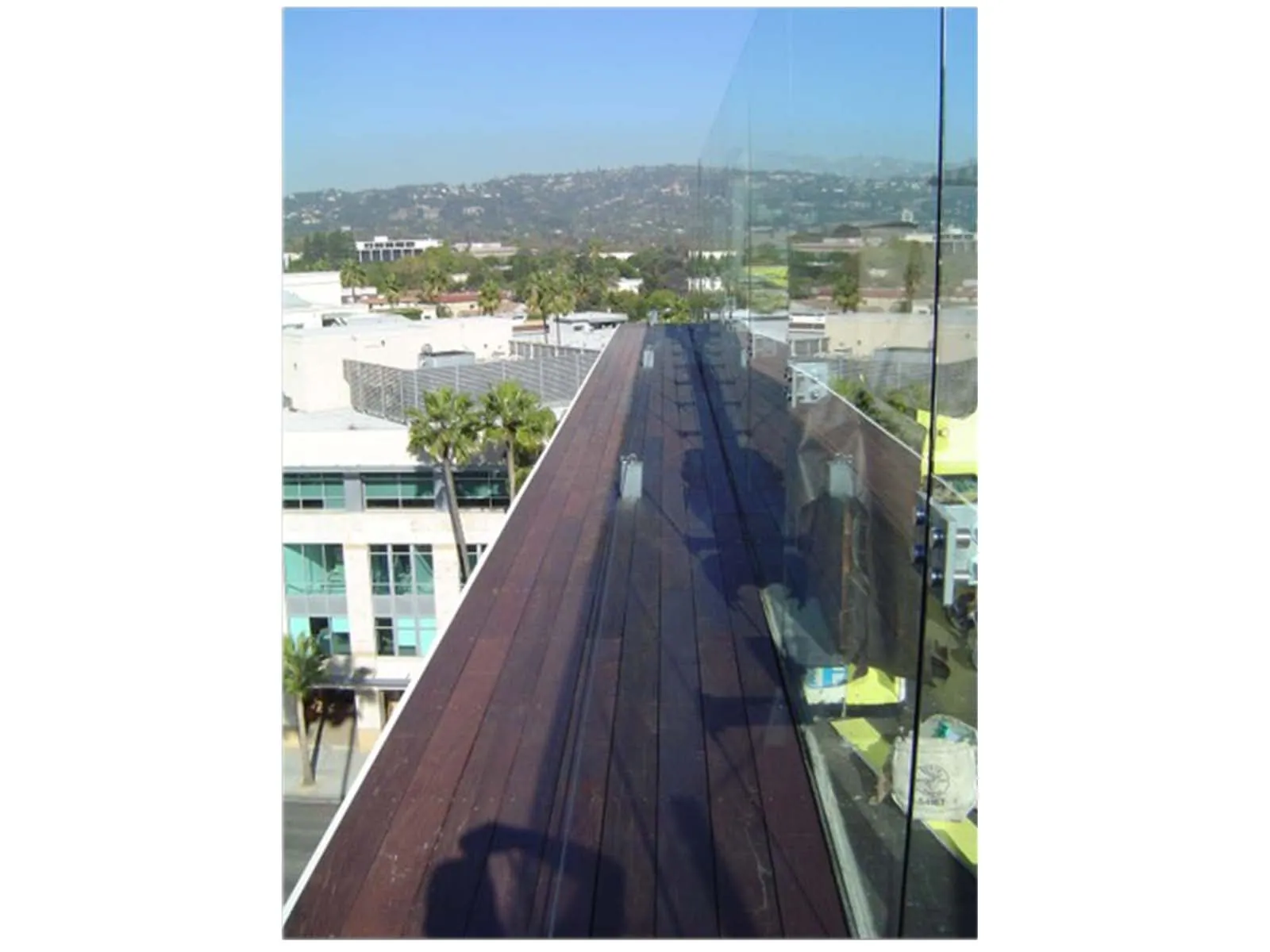 Fall protection system installed for safe access to exterior walls and façades of commercial building