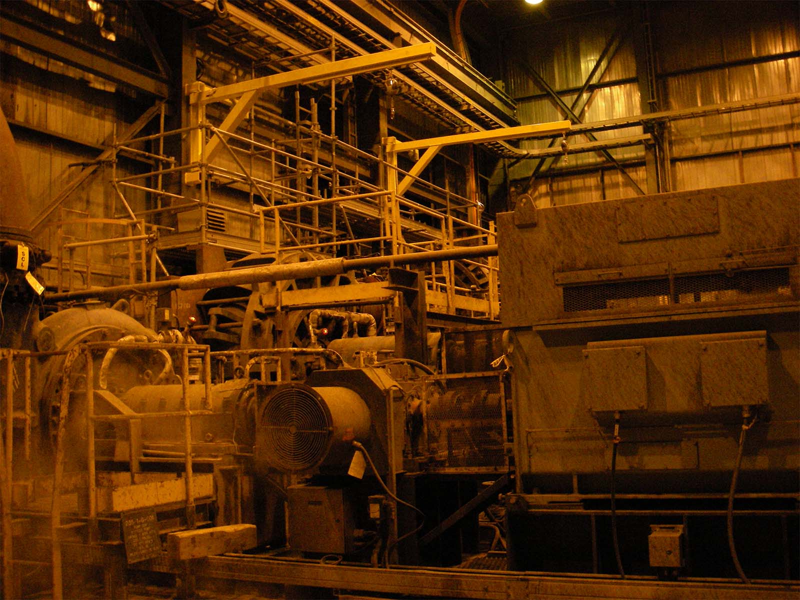 Engineered access solution with integrated fall arrest for equipment maintenance