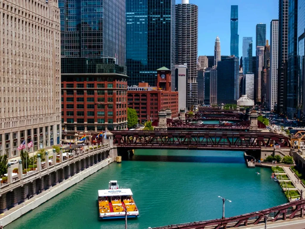 Chicago River and the downtown towers from above