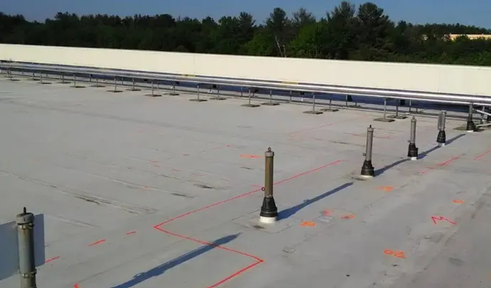 Roof access and sample points fall protection at a mine site processing plant