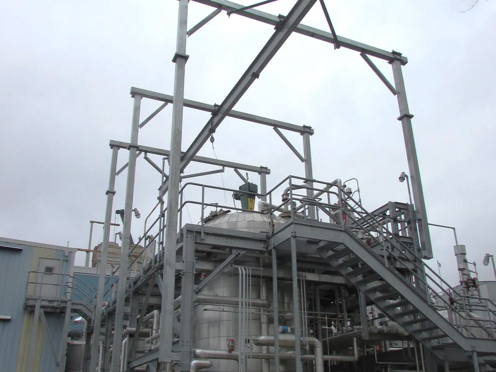 Fall protection system installed in petrochemical plant for safe elevated maintenance